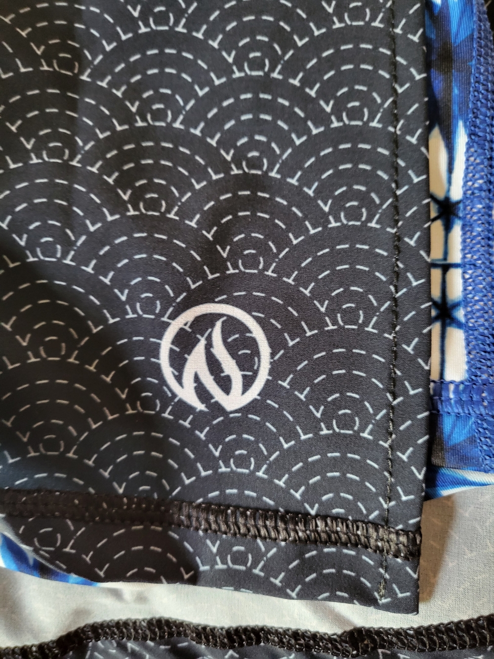 InkNBurn Athletic Skirt Navy with White Stitch Pattern - Picture 3 of 7